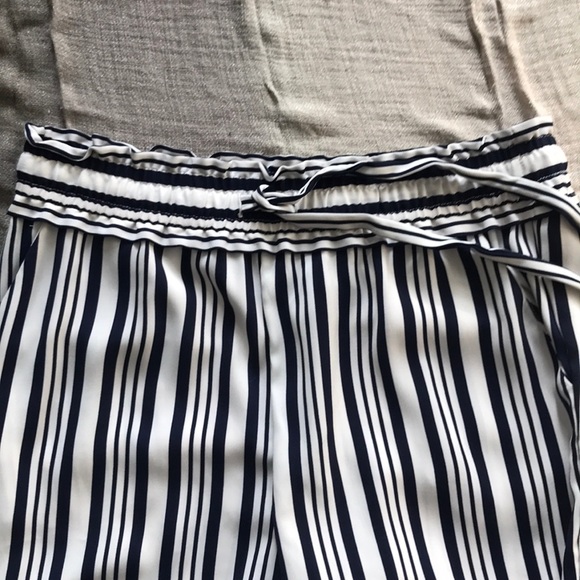 Pinstripe Cropped Trousers - Picture 4 of 6